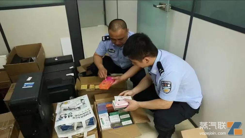 案值逾1.3亿、35人落网,山东高唐侦破一起非法经营电子烟大案插图 案值逾1.3亿、35人落网,山东高唐侦破一起非法经营电子烟大案-电烟雾化⚡