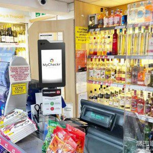 英国电子烟监管重点转向便利店渠道，或加速引入面部识别