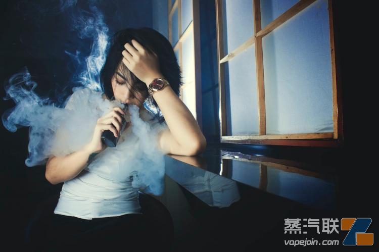 美国堪萨斯州高中严厉打击学生使用电子烟行为-电烟雾化⚡