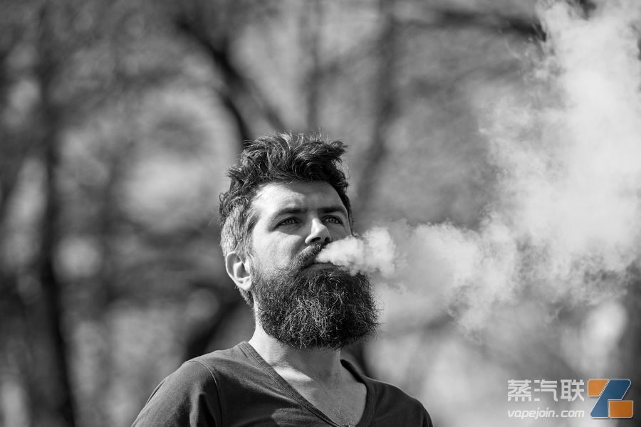 新研究揭示：频繁使用电子烟或导致免疫力下降-电烟雾化⚡