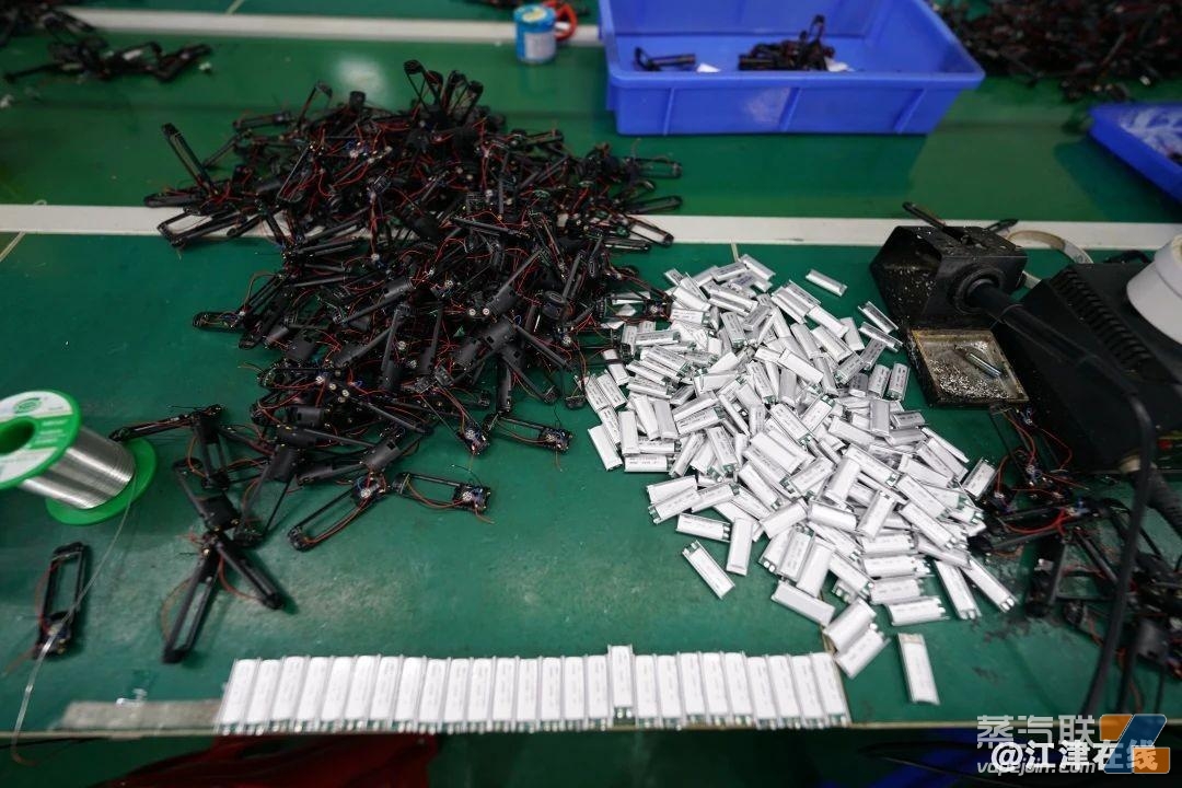 涉案金额3000余万！江津警方成功破获西南首例特大非法制售新型电子烟-电烟雾化⚡