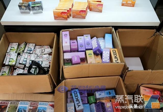 贵港查处3家销售非法电子烟门店:查获奶茶杯、调味弹上千个,案值5.8插图8 贵港查处3家销售非法电子烟门店:查获奶茶杯、调味弹上千个,案值5.8-电烟雾化⚡