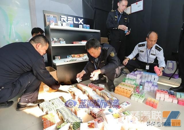 贵港查处3家销售非法电子烟门店:查获奶茶杯、调味弹上千个,案值5.8插图4 贵港查处3家销售非法电子烟门店:查获奶茶杯、调味弹上千个,案值5.8-电烟雾化⚡
