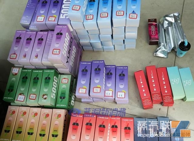 贵港查处3家销售非法电子烟门店:查获奶茶杯、调味弹上千个,案值5.8插图2 贵港查处3家销售非法电子烟门店:查获奶茶杯、调味弹上千个,案值5.8-电烟雾化⚡