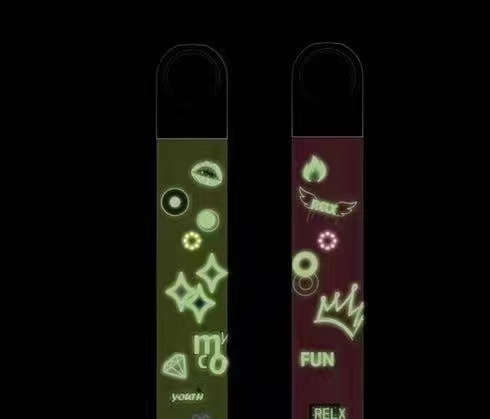 relx悦刻推出首款无限荧光杆【暗夜精灵&炽焰天使】,夜光效果氛围感插图1 relx悦刻推出首款无限荧光杆【暗夜精灵&炽焰天使】,夜光效果氛围感-电烟雾化⚡