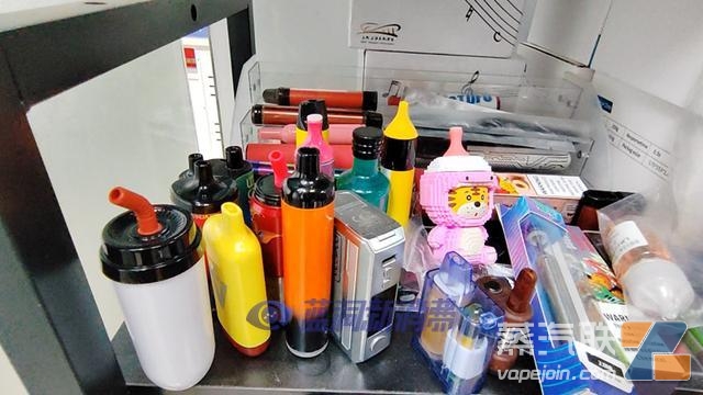 涉案过亿元!武汉破获一起非法制售伪劣电子烟大案插图1 涉案过亿元!武汉破获一起非法制售伪劣电子烟大案-电烟雾化⚡