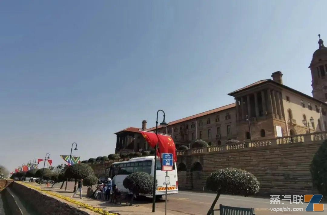 一次性大口数电子烟在南非不流行吗?插图1 一次性大口数电子烟在南非不流行吗?-电烟雾化⚡