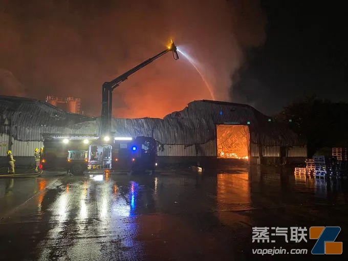 英国电子烟工厂突发大火,一次性电子烟禁令去往何方?插图3 英国电子烟工厂突发大火,一次性电子烟禁令去往何方?-电烟雾化⚡